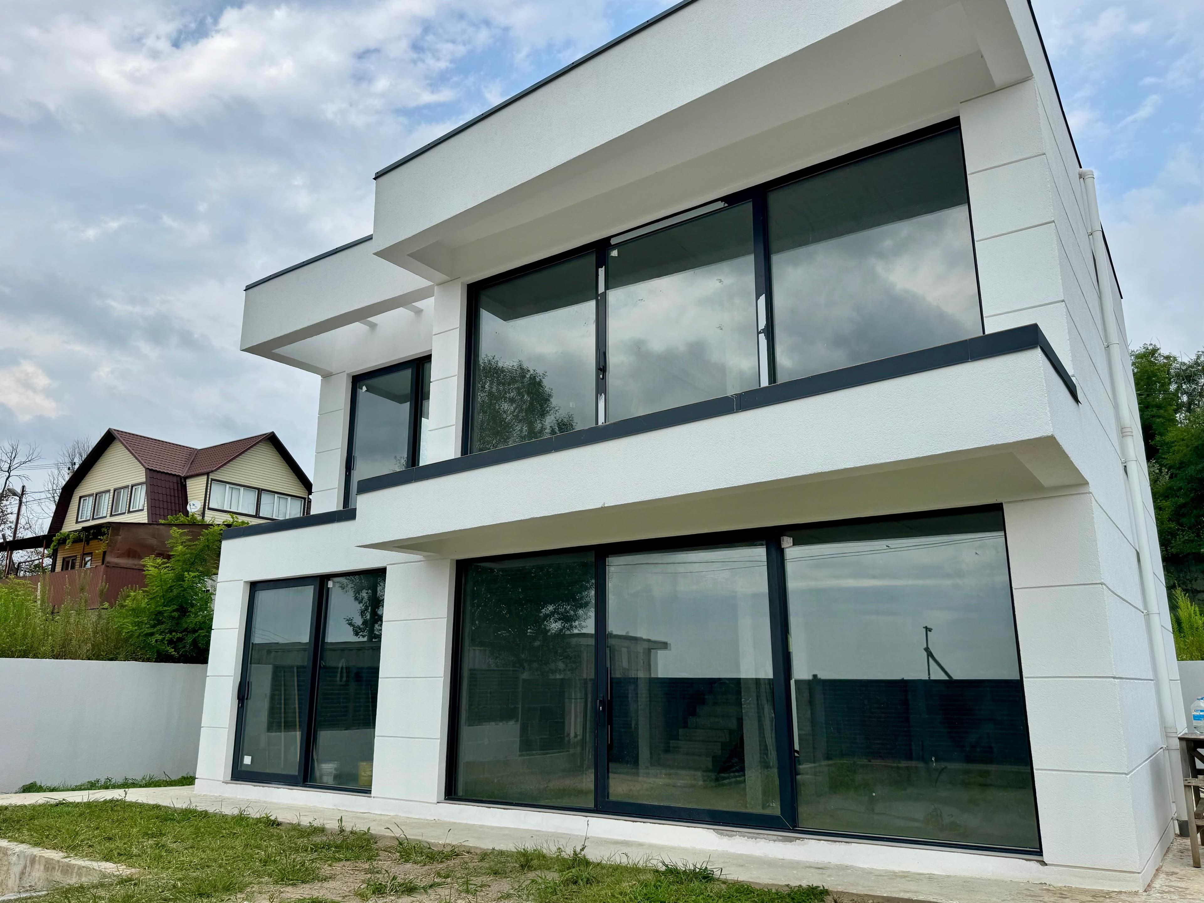 КП White village (Вайт Вилладж) — жилой комплекс в Сочи — фото 1