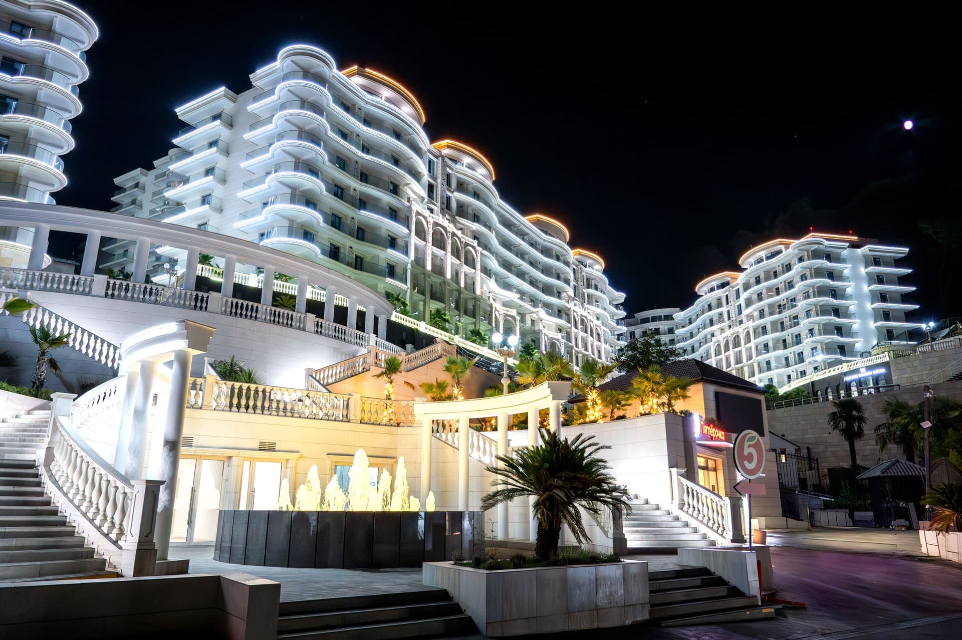 Marine Garden Sochi Hotels & Resort — жилой комплекс в Хоста, Сочи — фото 1