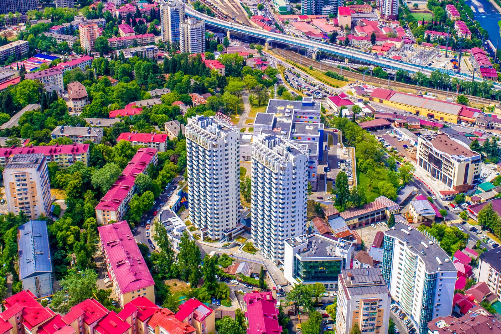 ЖК Огни Сочи — жилой комплекс в Дагомыс, Сочи — фото 1