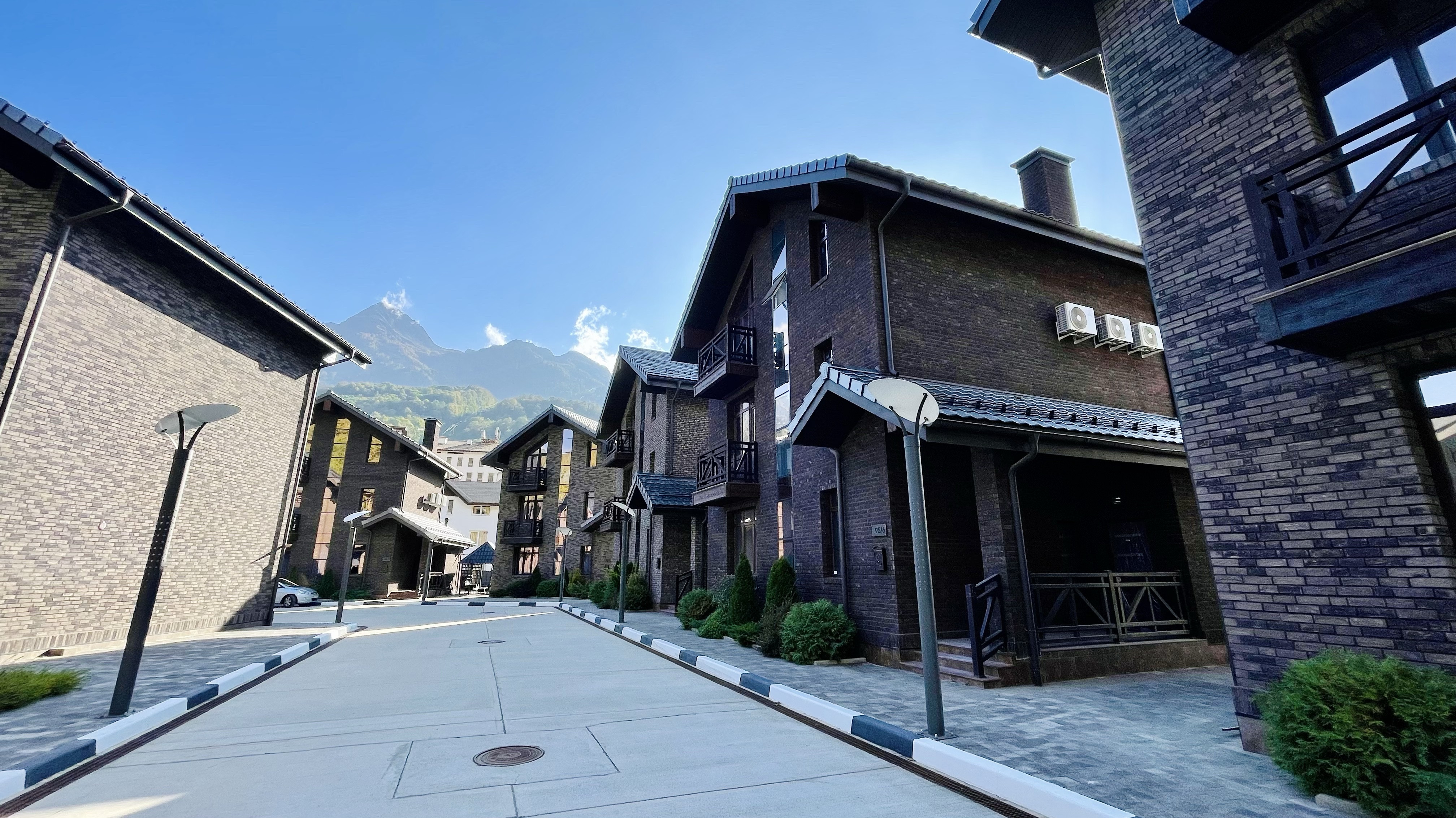 КП Gorky Village 540 (Горки Вилладж 540) — коттеджный посёлок в Красная Поляна, Сочи — фото 7