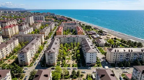 Микрорайон Макаренко в Адлере в 2026: обзор, цены и стоит ли покупать